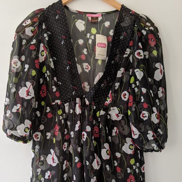 Chiffon Low Cut Flowy Floral Top/Blouse - Picture 1 of 5